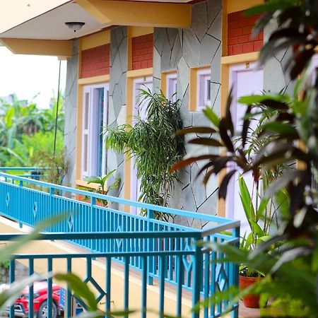 Nanohana Lodge Pokhara Esterno foto