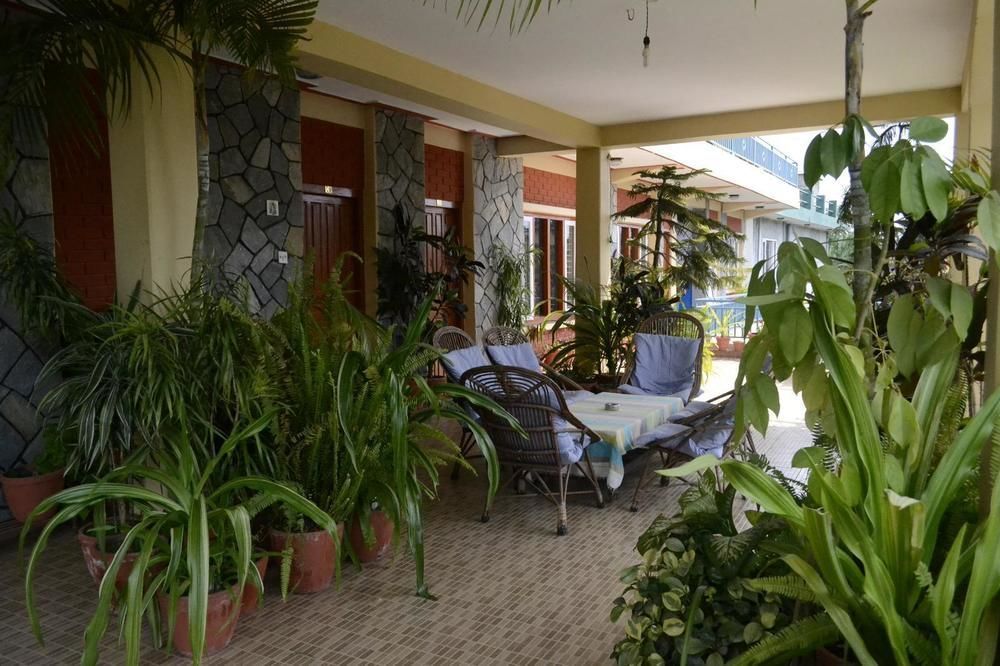Nanohana Lodge Pokhara Esterno foto